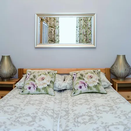 アパート Apartament Chmielna Bis ワルシャワ