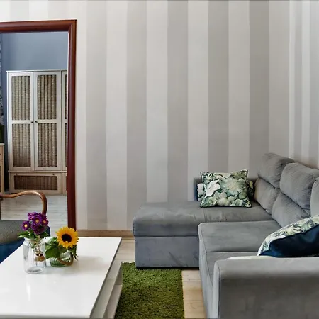 Апартаменты Apartament Chmielna Bis *