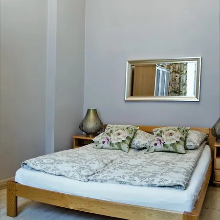 Apartament Chmielna Bis *